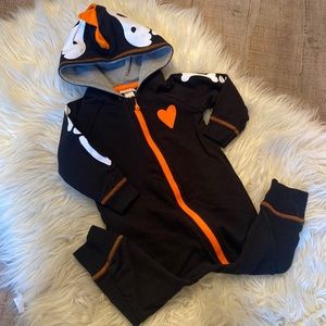 🧡🖤 Baby jumper romper zip up size 6-9 months🖤🧡
